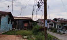 Kabel Semrawut Meresahkan Warga, Ditunggu Atensi Wali Kota Dumai!!