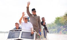 Bupati Kuansing Melepas Jalur sebagai Tanda Dimulainya Laga Pertama di Tepian Burondo