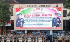 Kapolres Jombang Pimpin Sertijab Kasat Reskrim dan Sejumlah Kapolsek Jajaran