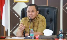 Keren!! Wali Kota Pekanbaru Gratiskan Seragam Sekolah Anak Kurang Mampu
