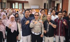 Gandeng Guru Lewat Polantas Menyapa, Polres Gresik Tanamkan Budaya Tertib Lalu Lintas Sejak Dini