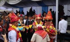 Festival Bunga dan Buah Karo 2026 Resmi Dibuka, Ribuan Pengunjung Padati Berastagi
