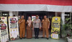 Kapolres Langkat Jadi Pembina Upacara di SMA N 1 Stabat, Berikan Motivasi dan Edukasi Kamtibmas