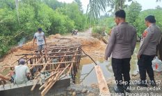 Polsek Pangkalan Susu Monitoring Pembangunan Jembatan Merah Putih