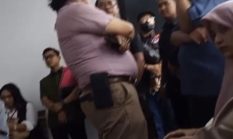 Tergugat S Hondro Pancing Keributan di PN, Sita Perhatian Pengunjung Sidang